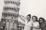 Pollo Maria Vera Tanguis, Gail Howard and Lidia Rodriguez holding up the Leaning Tower of Pisa